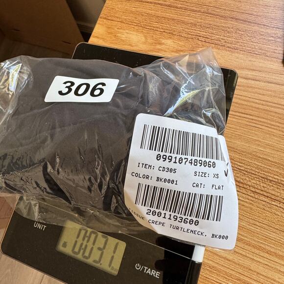 J.Crew Tissue Crepe Turtleneck Shirt WMNS XS Black Long Sleeve Pullover Cotton - Picture 7 of 7